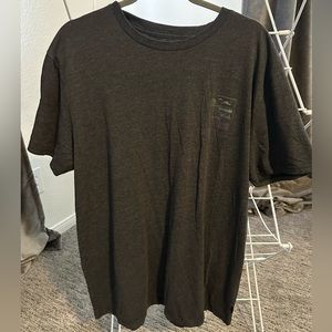 Quicksilver Men’s Large T Shirt